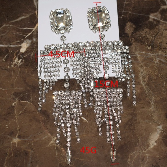 🆕 Hyperbole Dangle Statement Earrings - Picture 3 of 6